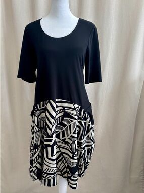 Joseph Ribkoff Black and White Scoop Neck Midi Dress NWT